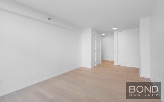 Building Photo - 55-75 West End Avenue