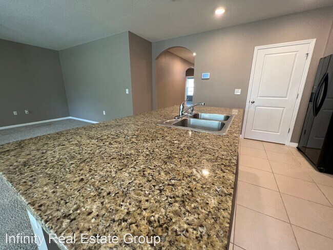 Foto del edificio - 3 br, 2 bath House - 64 Hickory Course