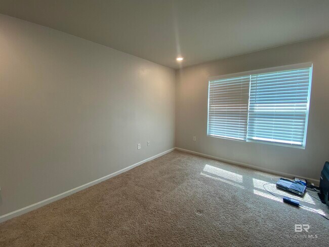 Building Photo - 23916 Avernus Lp