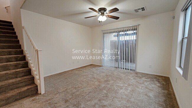 Foto del edificio - 1733 S Balboa Dr