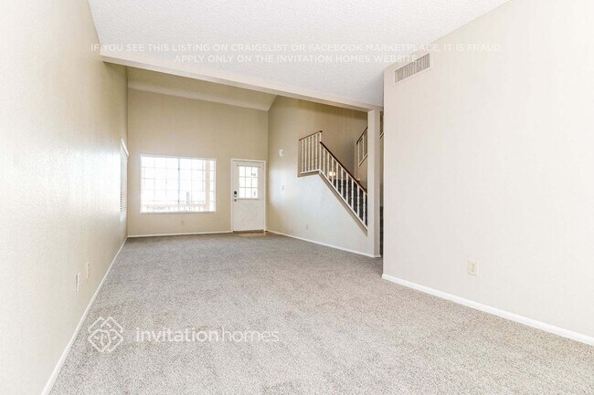 Foto del edificio - 3833 W Camino Del Rio