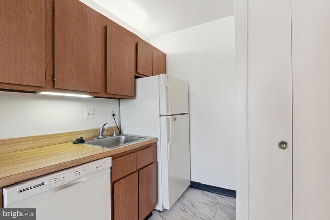 Foto del edificio - 4515 Willard Ave
