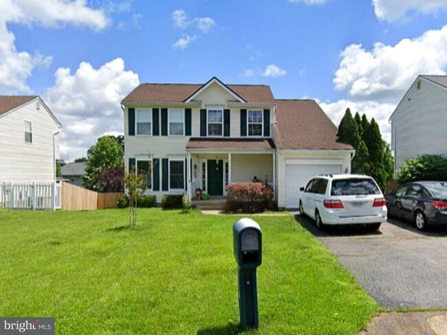 Foto del edificio - 13817 Rosewood Dr