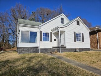 Building Photo - 3029 W Franklin St