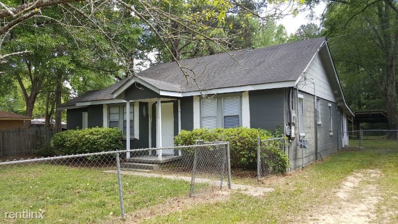 Primary Photo - 3 br, 2 bath House - 411 Bay Ave