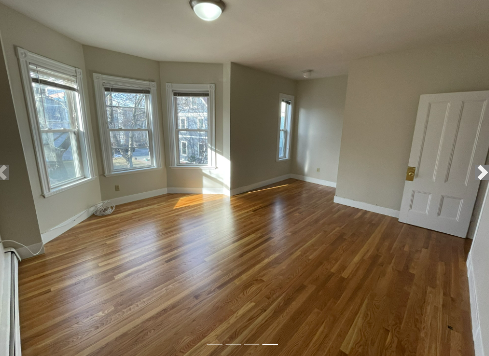 Primary Photo - 164 Putnam Ave