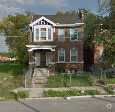 Building Photo - 1416 N Euclid Ave