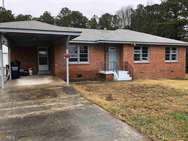 Building Photo - 5317 Lilburn Stone Mountain Rd