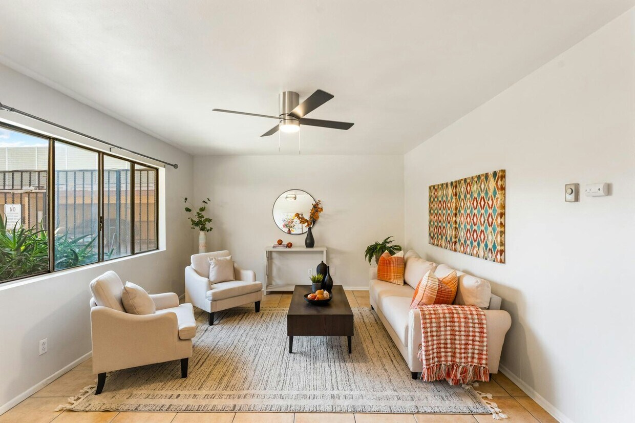 Photo - 5535 Ackerfield Avenue #10