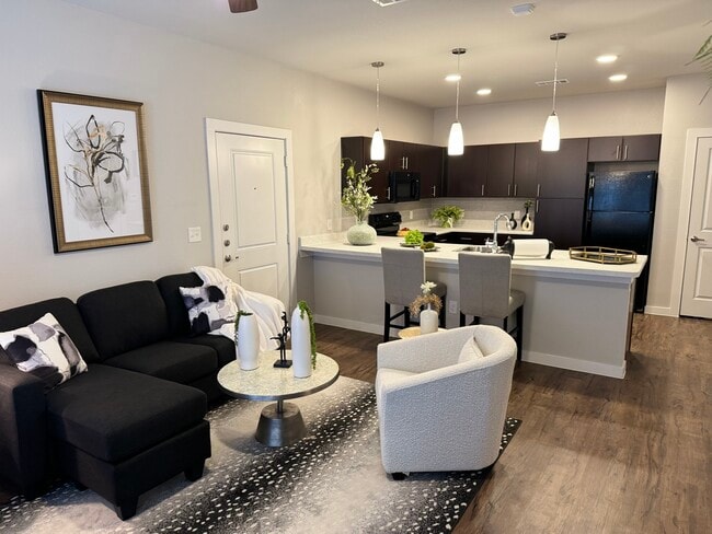 Building Photo - Freestone Cresta Bella