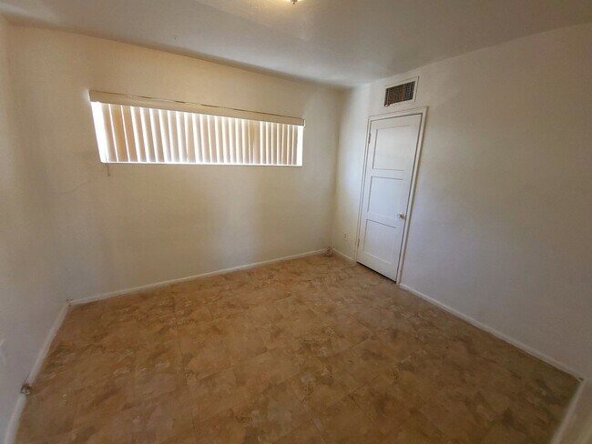 Foto del edificio - 1510 E Jefferson St