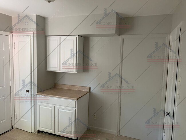 Foto del edificio - Everett Charm: New Year, New Home: 50% Off...