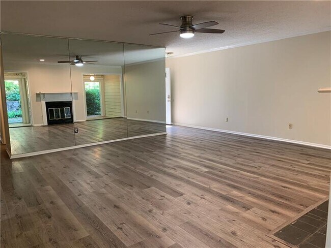 Building Photo - 83 Fair Haven Way