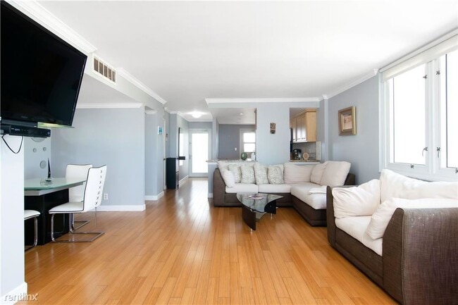 Foto del edificio - 2 br, 2 bath Condo - 2200 NE 33rd Ave Apt 9A