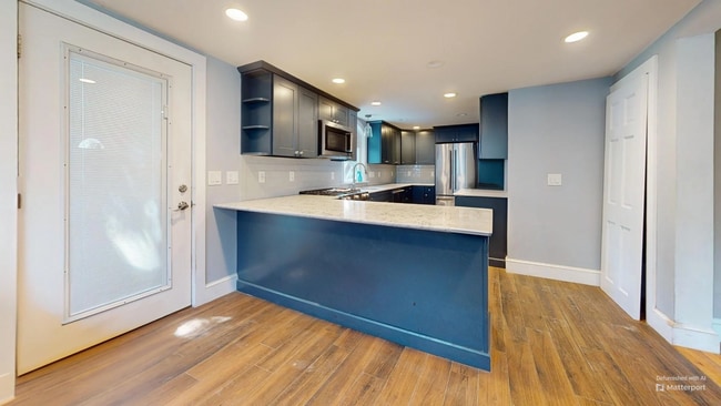 Foto del edificio - 55 Brentwood St