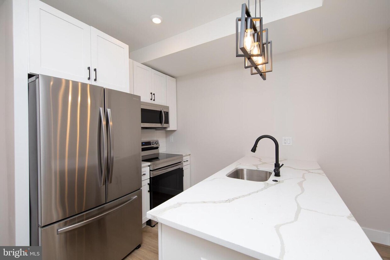 Foto principal - 935 W Dauphin St