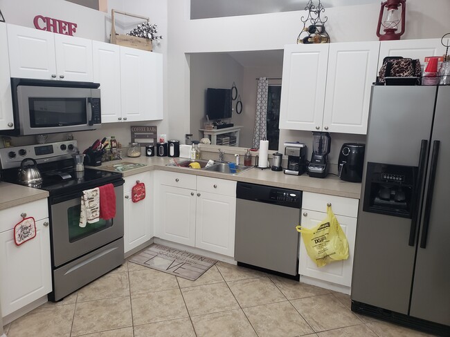 Foto del edificio - 3848 Bayshore Cir