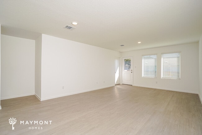 Building Photo - 10204 Bridgton Mill