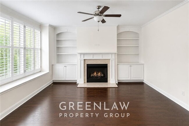 Foto del edificio - 7403 Lowery Oak Dr