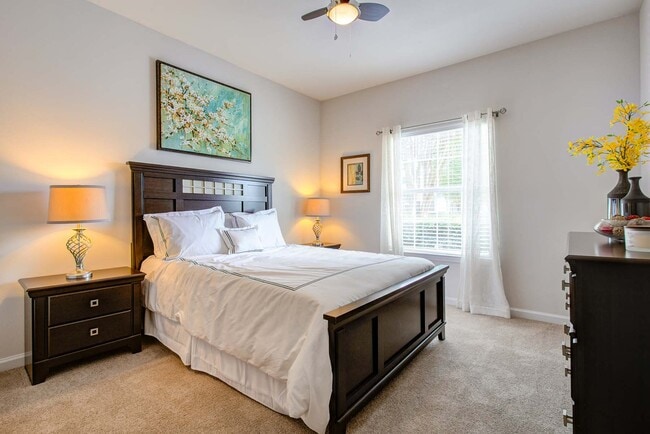 Bedroom - Thornberry Apartments