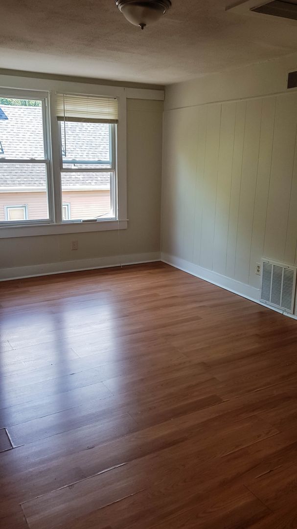 Foto del edificio - 71 Lilac St