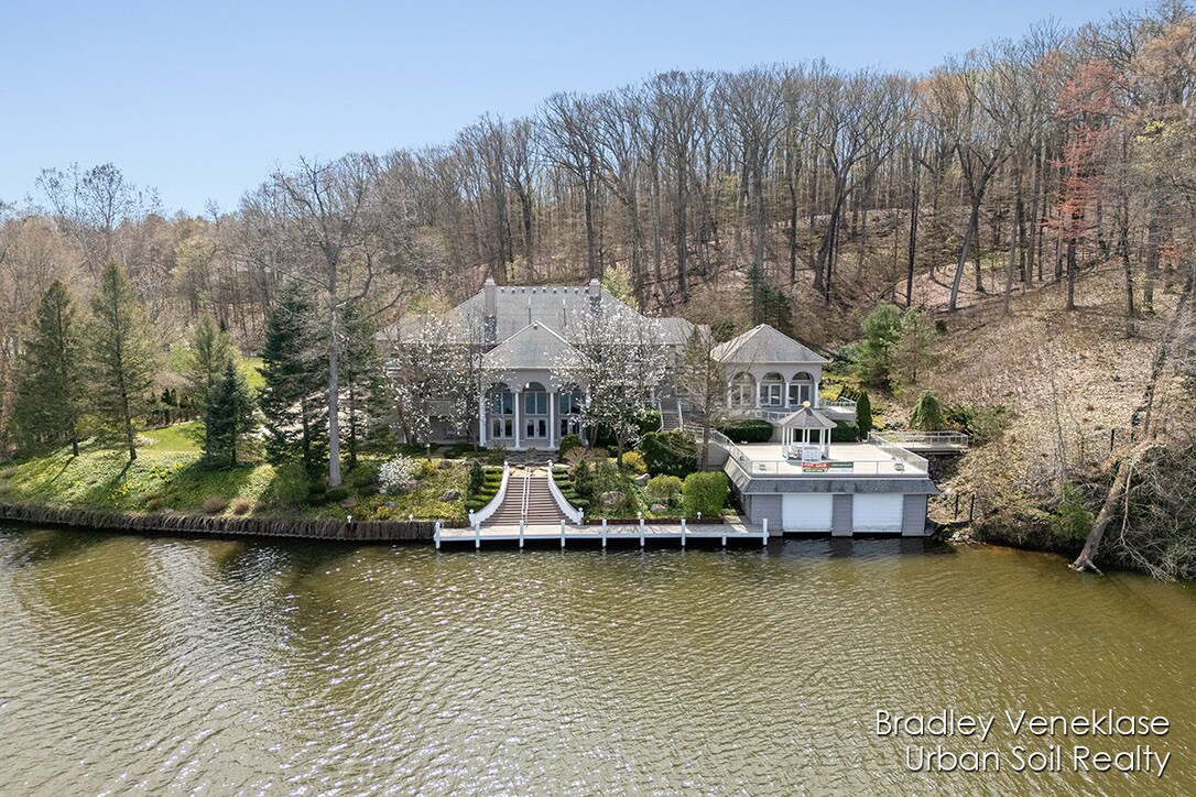 Foto principal - 7635 Sandy Hollow Ln SE