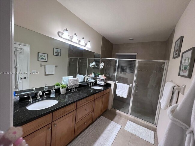 Foto del edificio - 8756 NW 98th Ave