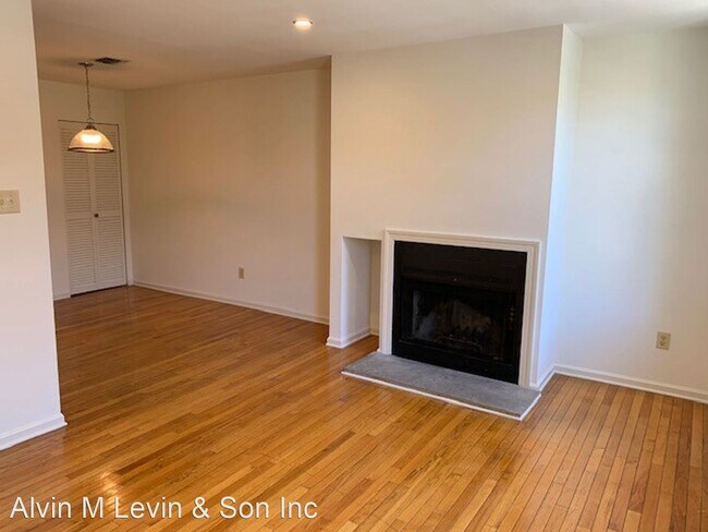 Foto del edificio - 1015 Bainbridge St