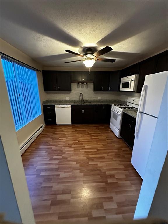Building Photo - 205 Woodside Dr