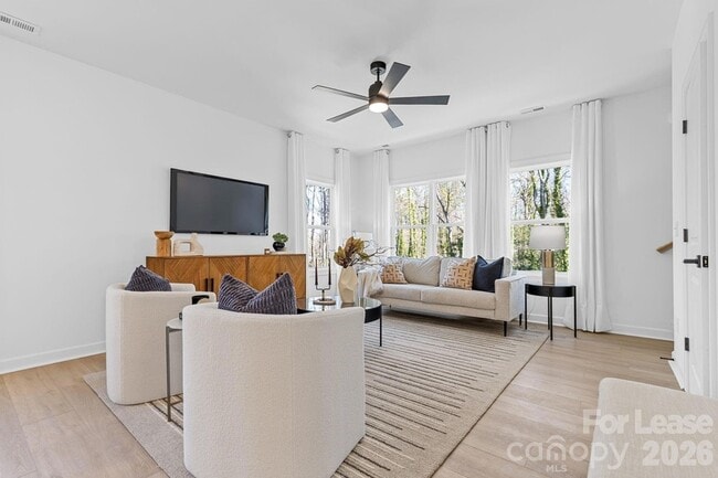 Building Photo - 3808 Odom Wy