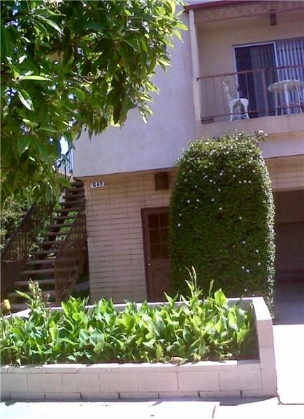 Foto del edificio - 1640 Armacost Ave