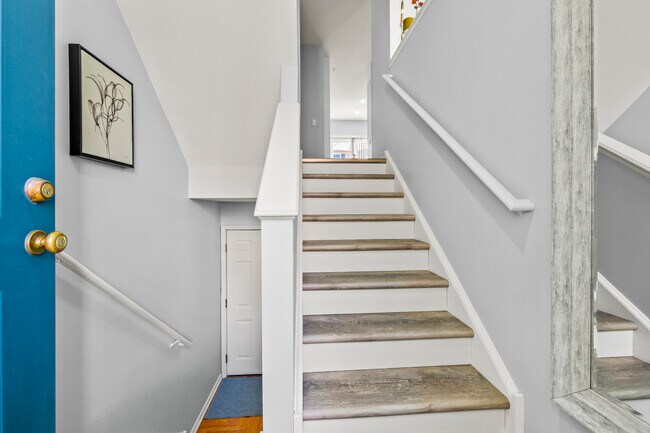 Foto del edificio - 738 Hanbury Dr