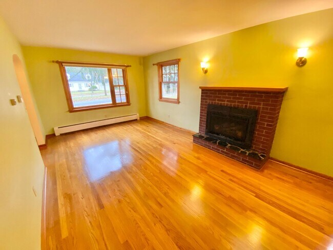 Foto del edificio - 4 Bedroom Home in Burlington VT Available ...