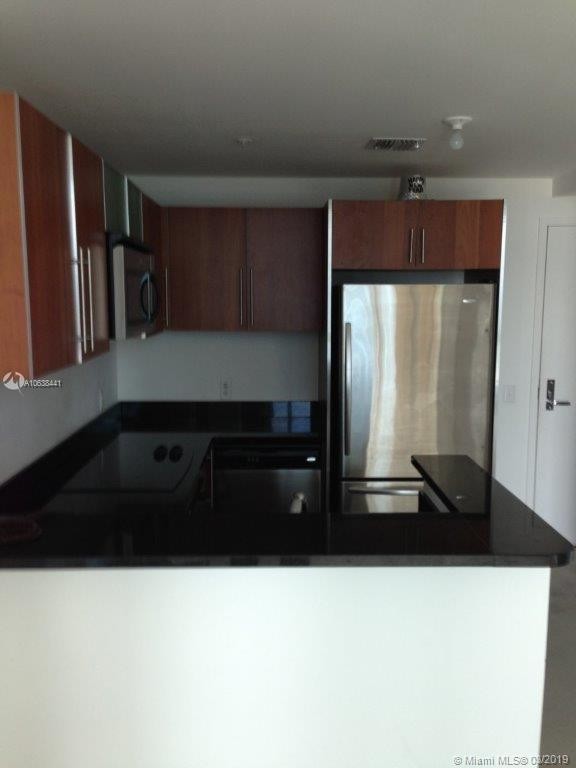 Building Photo - 300 S Biscayne Blvd