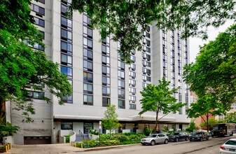 Building Photo - 1221 N Dearborn Pkwy