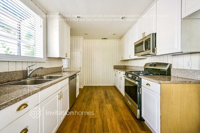 Foto del edificio - 3508 Division St