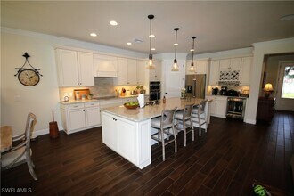 Building Photo - 6337 Prestige Ln