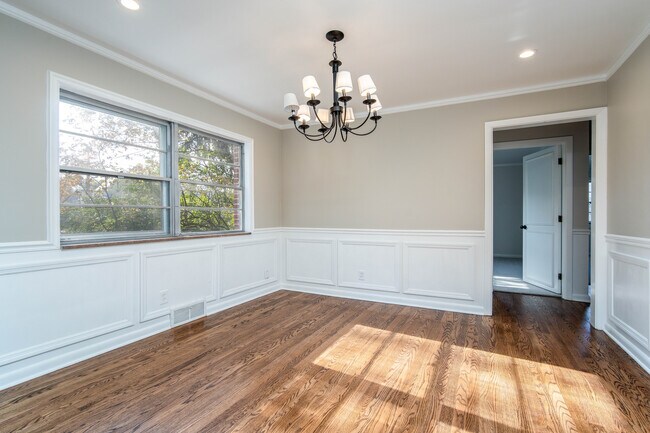 Foto del edificio - 681 Far Hills Ave