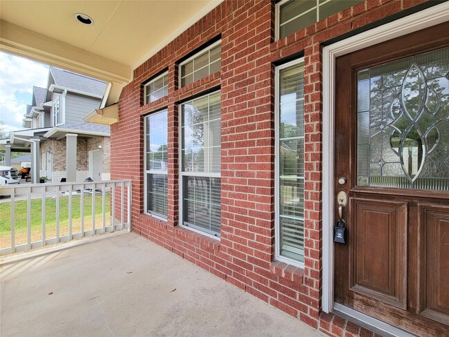 Foto del edificio - 25219 Piney Heights Ln