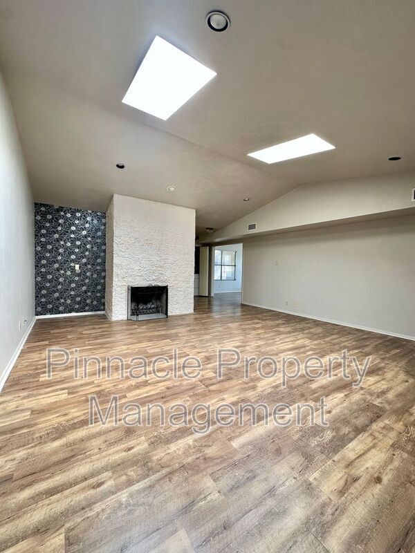 Foto del edificio - 3602 Gemini Dr