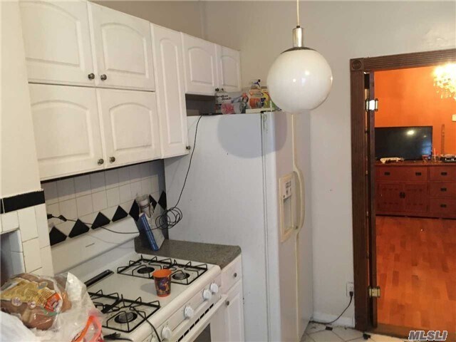 Primary Photo - 97-46-97-88 88th St