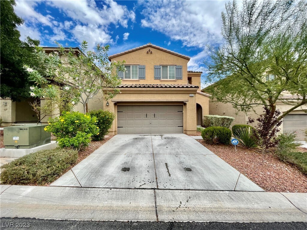 Foto principal - 10638 Mt Blackburn Ave