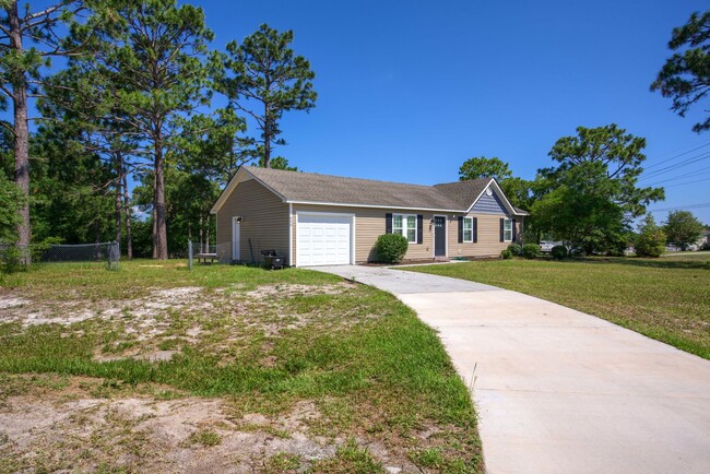 Building Photo - 600 Calabash Dr