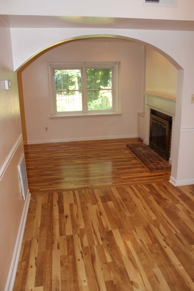 Building Photo - 1406 Minor Ridge Ct