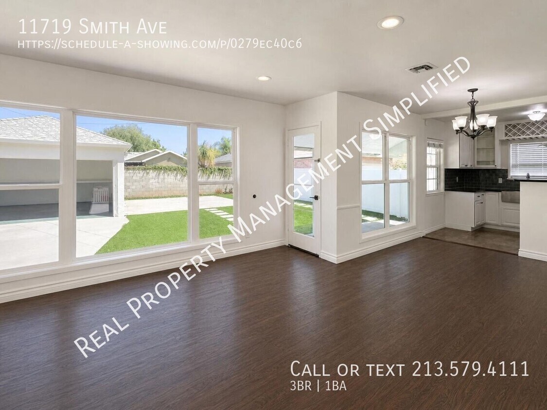 Photo - 11719 Smith Ave-
