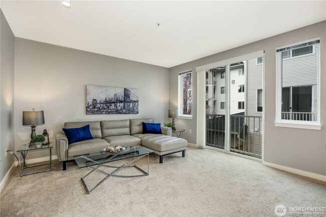 Building Photo - 13301 SE 79th Pl