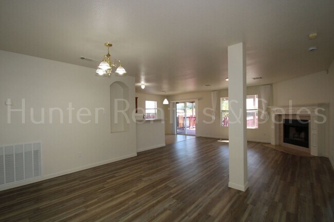 Building Photo - 5514 Orts Dr