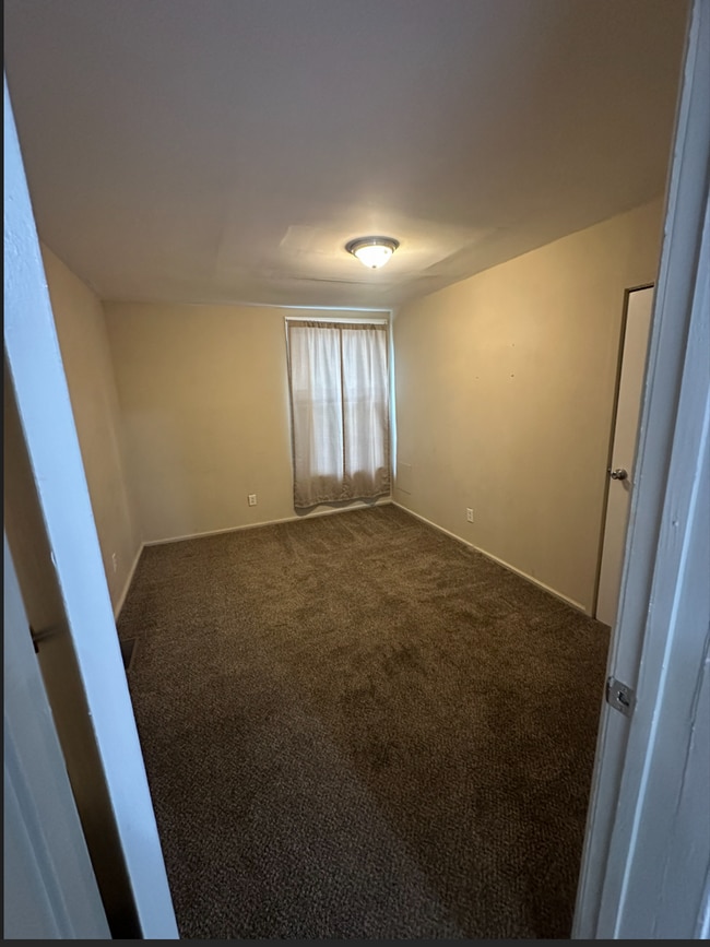 Building Photo - 51 Ossian St