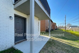 Building Photo - 7743 Bles Ave