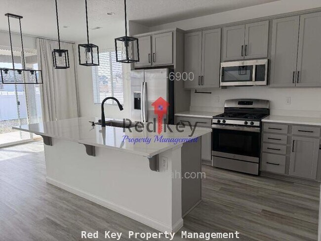 Building Photo - Palomino Way Single Family Home